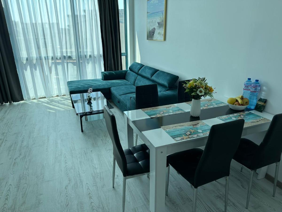 Spacious And Cozy Apartment In Complex Del Sol Primorsko Exterior photo